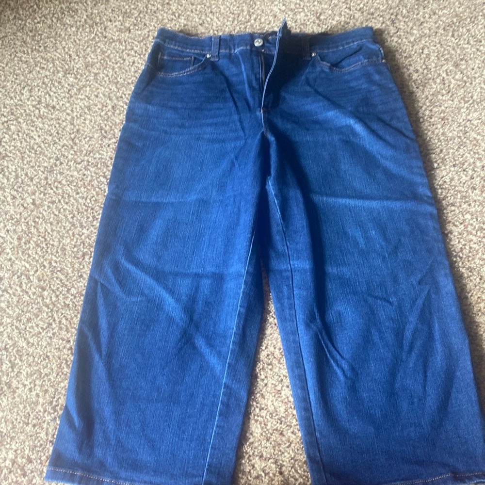 Capris size 12